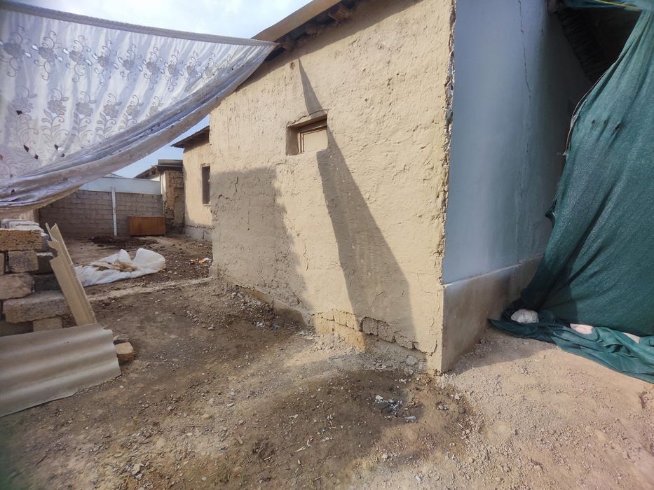 SROCHNA sotiladi uchaska yumaloq