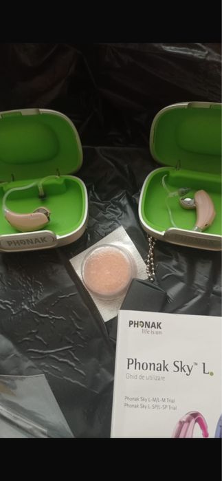 Aparate auditive PHONAK noi, cu garanție.