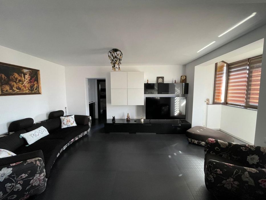 Inchiriez Apartament central