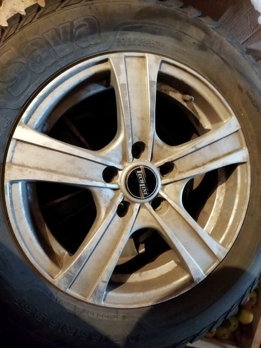 Зимняя резина с дисками в хорошем состоянии