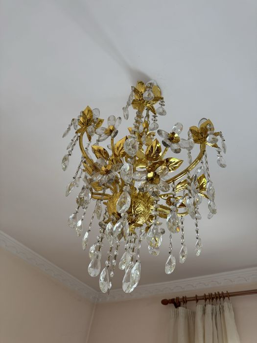 Люстра хрусталь.