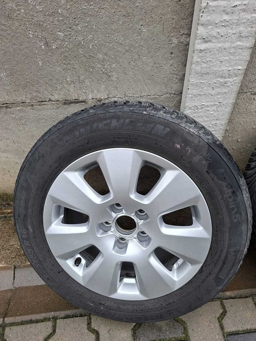 Roți complete jante Audi 225/55 R16