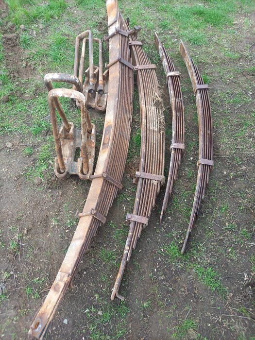 Продам рессоры зил -130