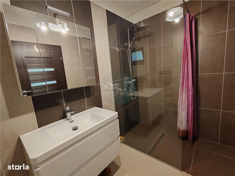 Casa stil mediteranean 3 camere 2 bai curte 790mp zona Cetate