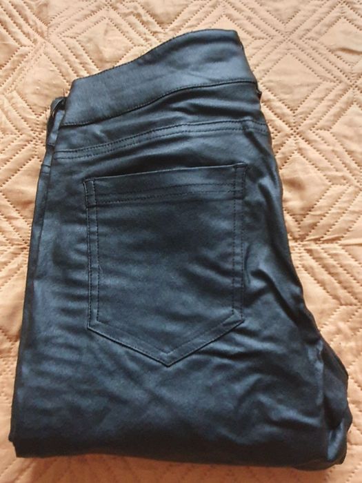 Pantaloni imitatie piele