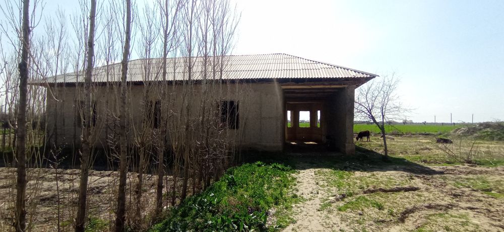 Уй сотилади 10сотх