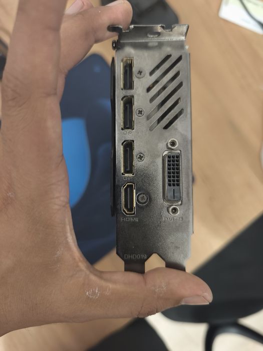 1080ti 11гб  видео карта