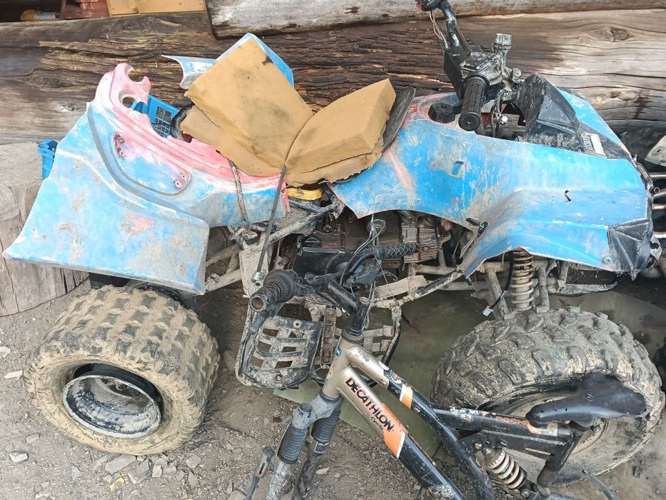 Vând schimb sau dezmembrez ATV de 125