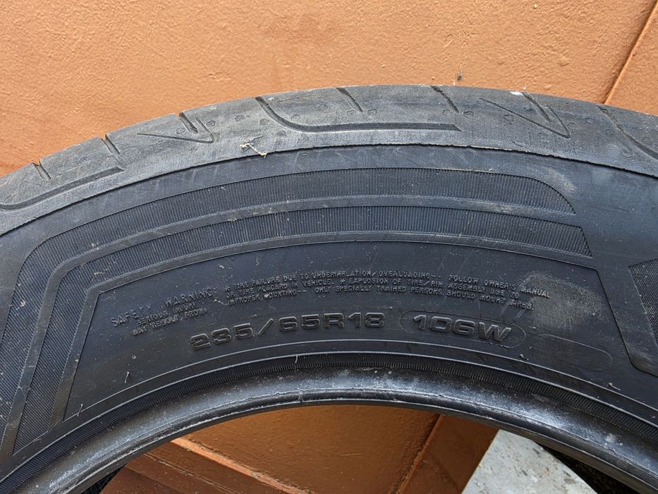 4 бр. летни гуми 235/65/18 GoodYear SUV DOT 2319 4-5 mm