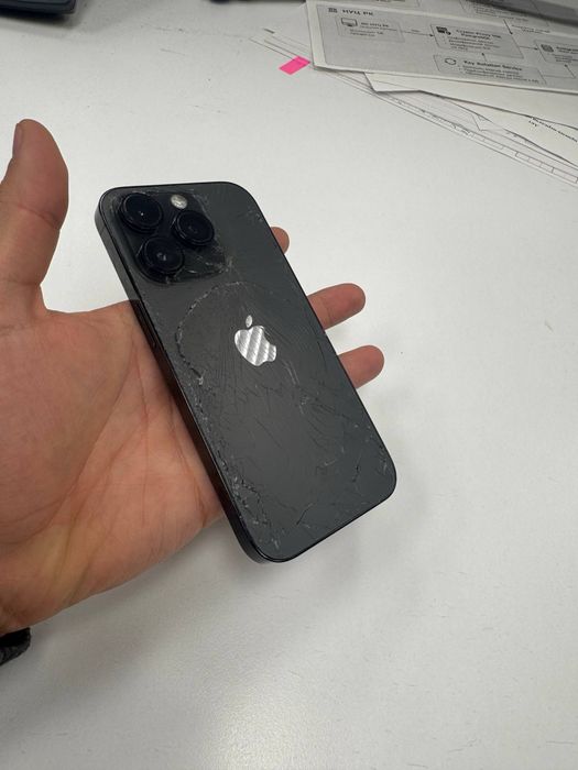 Продам Iphone 14 Pro 256gb