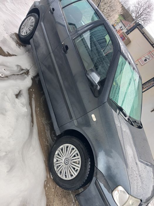 Vând masina 1. 4 Benzina sau schimb