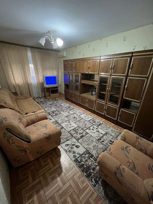 Квартира по суточно,3 комнаты
