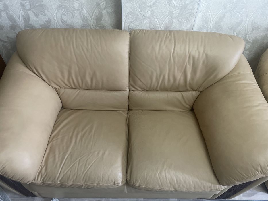 продам диван из эко кожи