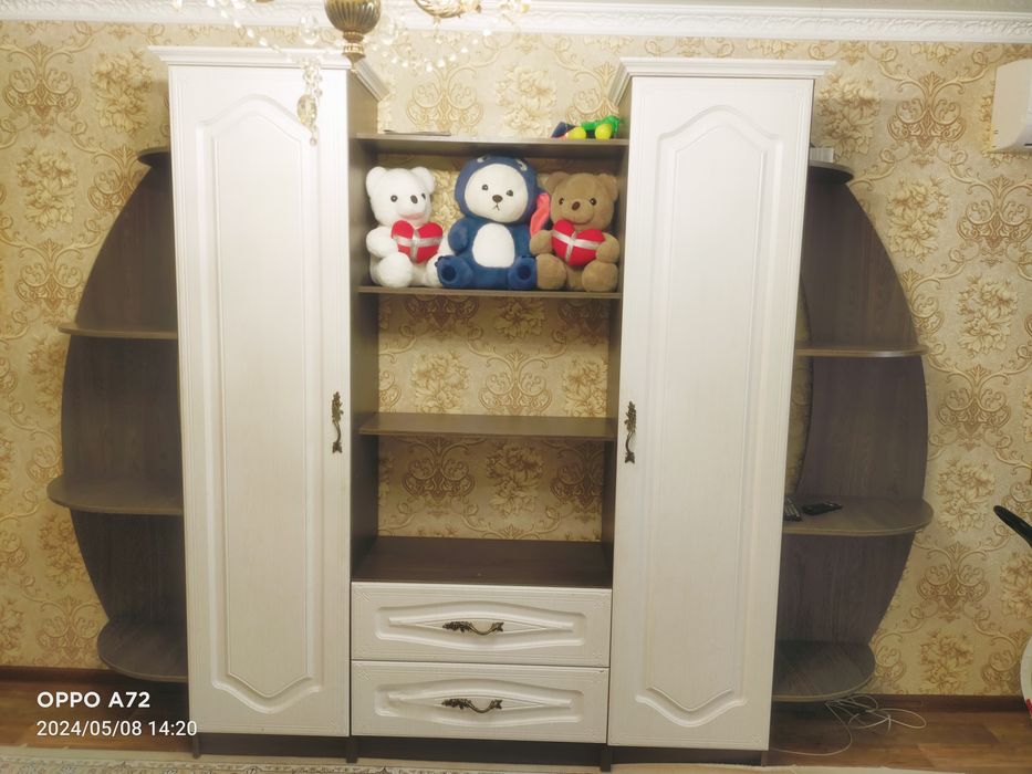 Двухяростный диван для взрослых