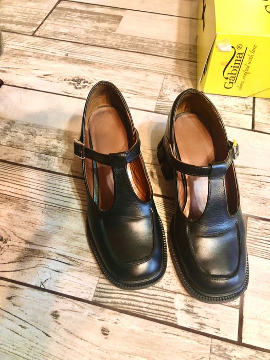 Дизайнерски обувки Gabina 37 номер