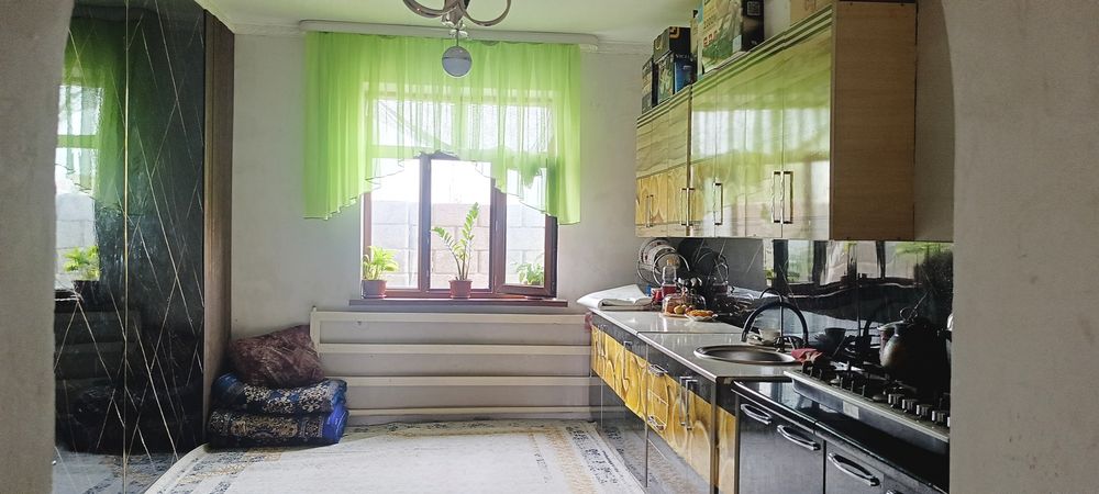 Срочна Сарыағаш қаласы Бәйтерек 1 үй сатылады