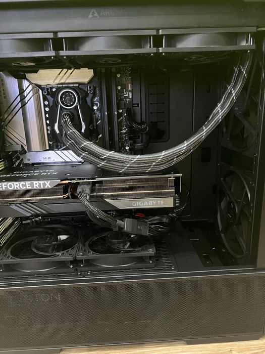 Gaming PC I5 14600k RTX 4070 TI SUPER
