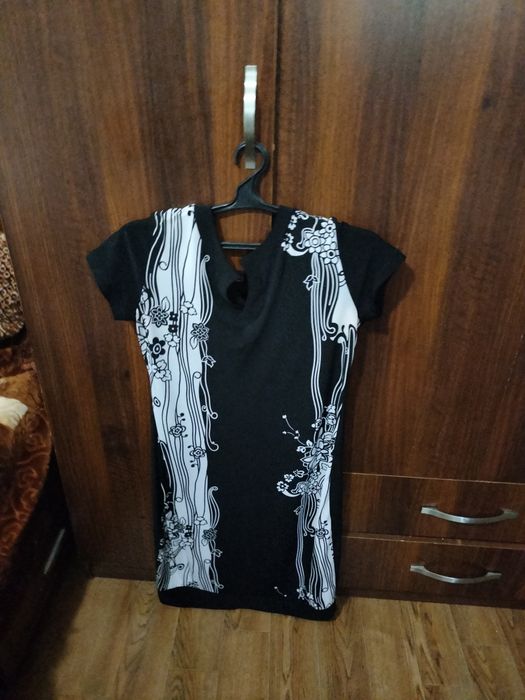 Платья женские разные