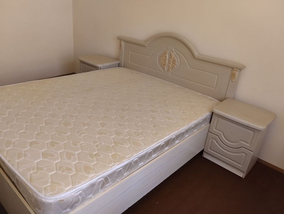 Спальний кроват матраси ортопед