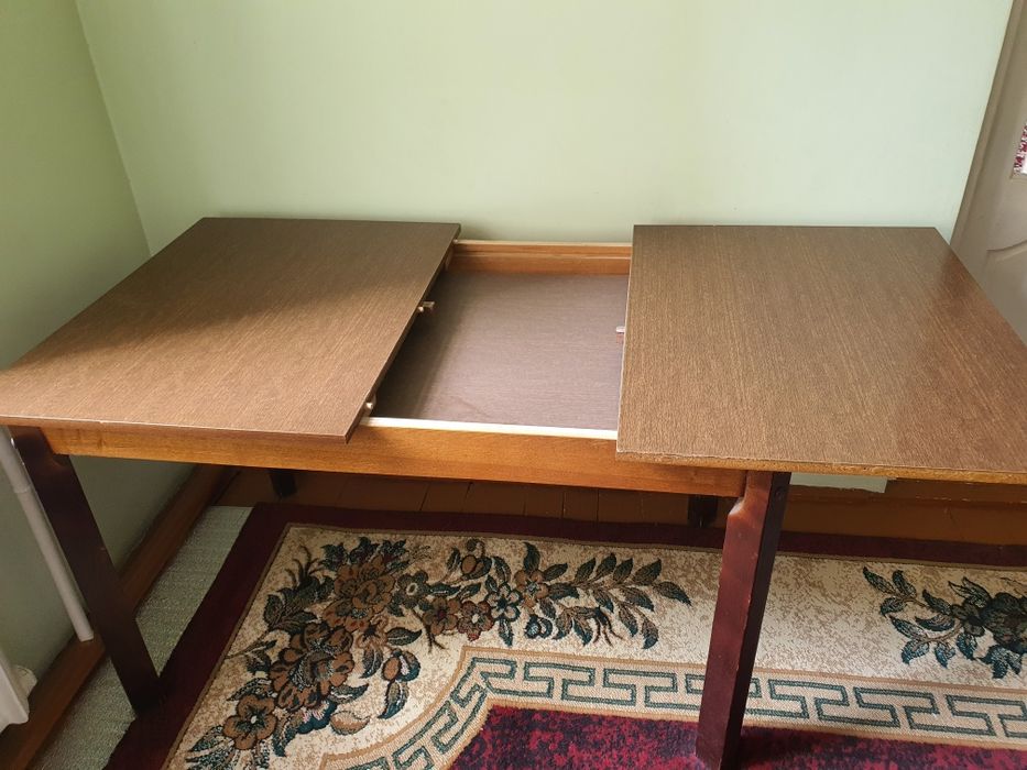 Срочно раскладной стол сотилади