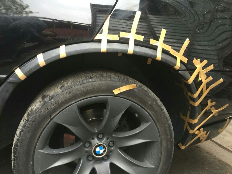 Продам расширители арок на Х5 Е 53