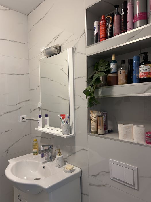 Colega de apartament
