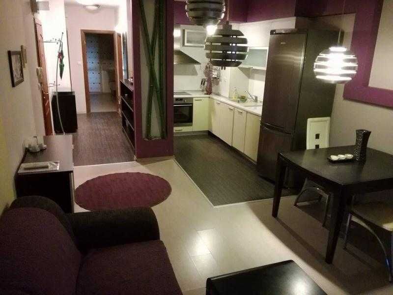 Дава се под наем Тристаен апартамент в Бургас, Възраждане - 65 кв.м за 535.5 € - Снимка #1