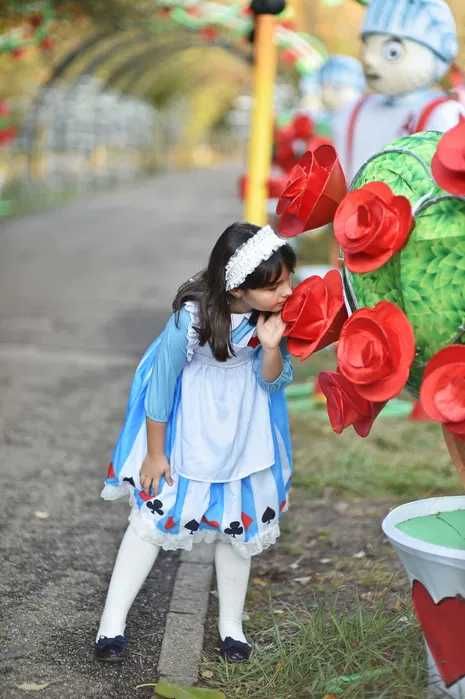 Rochie rochita Alice in Tara Minunilor NOUA 7 8 9 10 11 ani