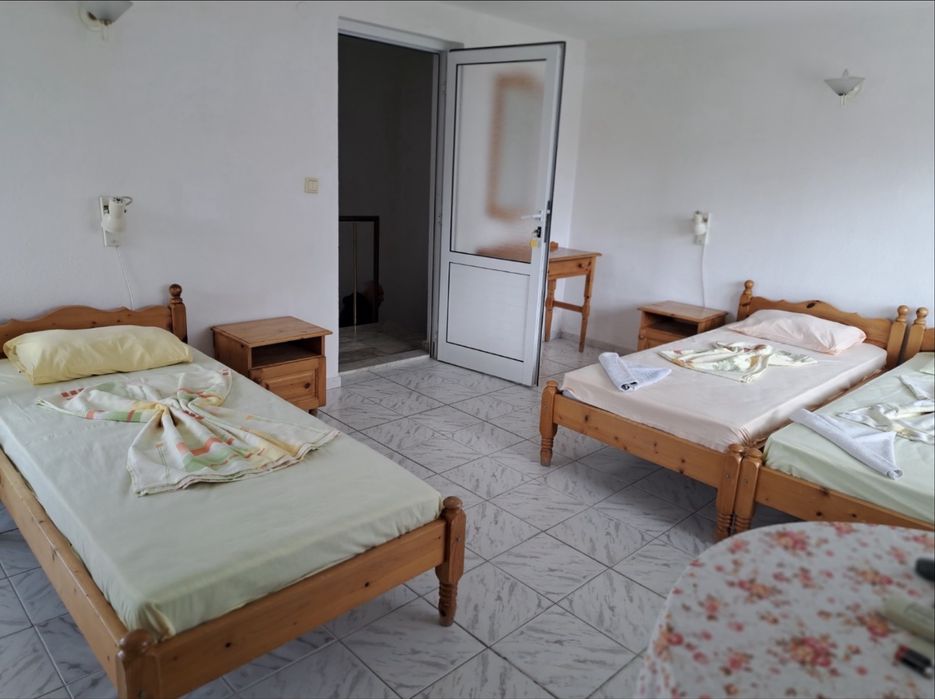 Продава се Къща в Несебър - 204 кв.м за 900 €/кв.м - Снимка #4