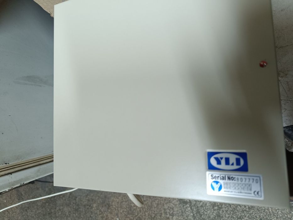 Vând surse de alimentare la 12 volti