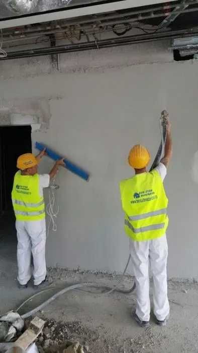 Sapa de ipsos pentru incalzirea in pardoseala . Tencuieli mecanizate .