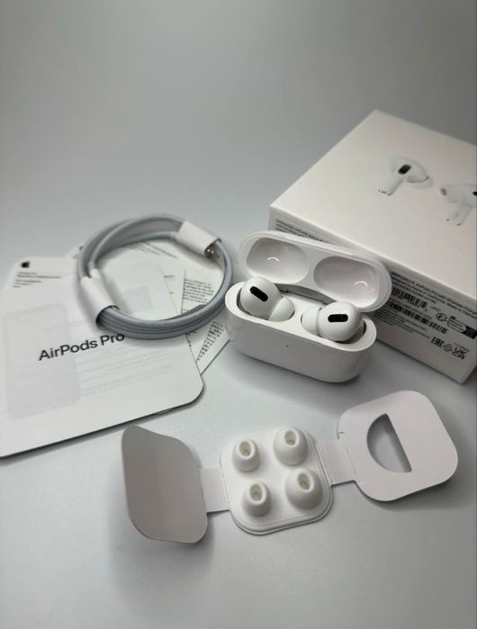 Air Pods 2 6000 тг новые
