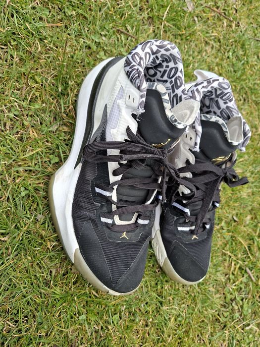 Adidași unisex 37.5 mărime