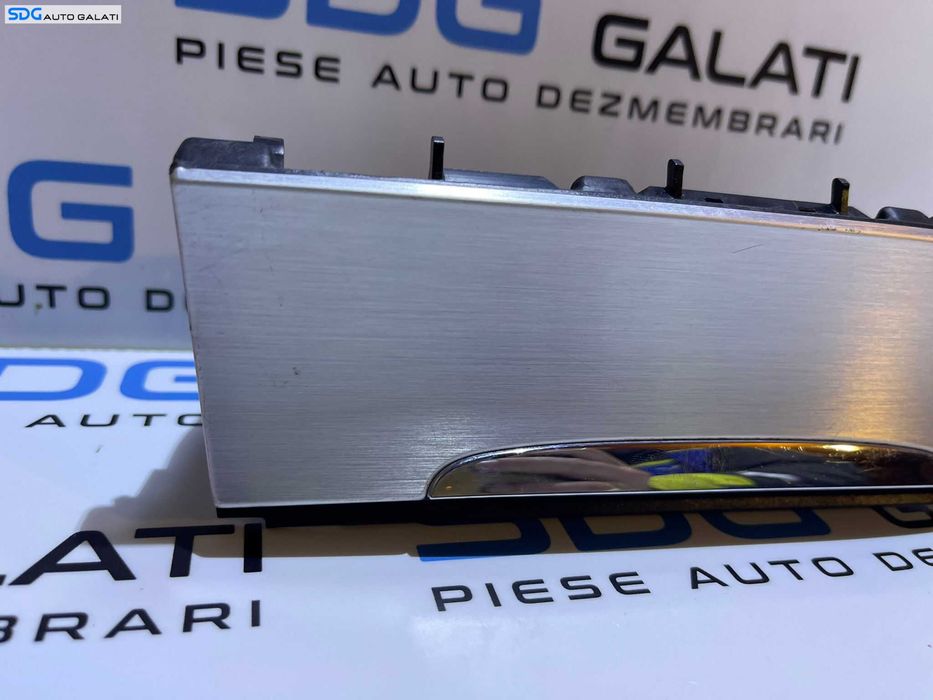 Scrumiera Completa cu Capac si Bricheta Volkswagen Passat B6 2005 - 2010 Cod 3C0863284G 3C0857961G [D0487]