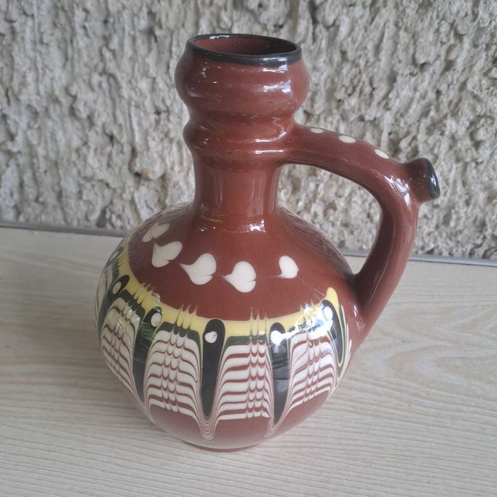 Керамични стомни и захарница