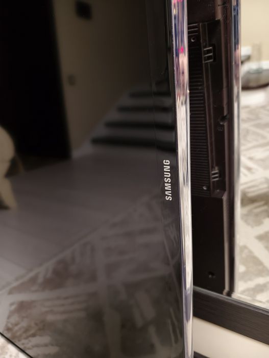 Телевизор Samsung smart tv 46"