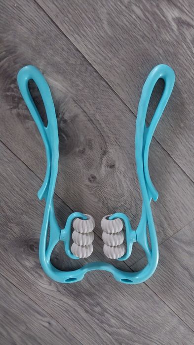 Массажёр для шеи  1000т