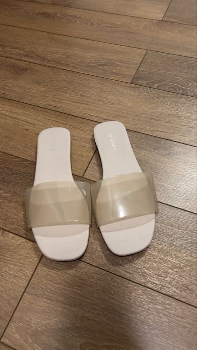 Slapi crem H&M marimea 37