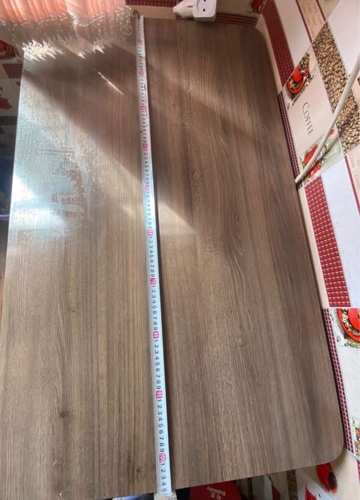 Стол кухонный