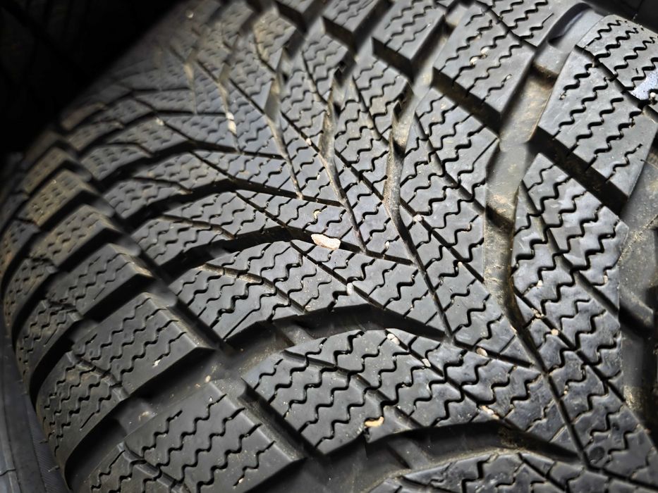 4бр Зимни гуми 225 60 17 - Nexen - DOT 2023