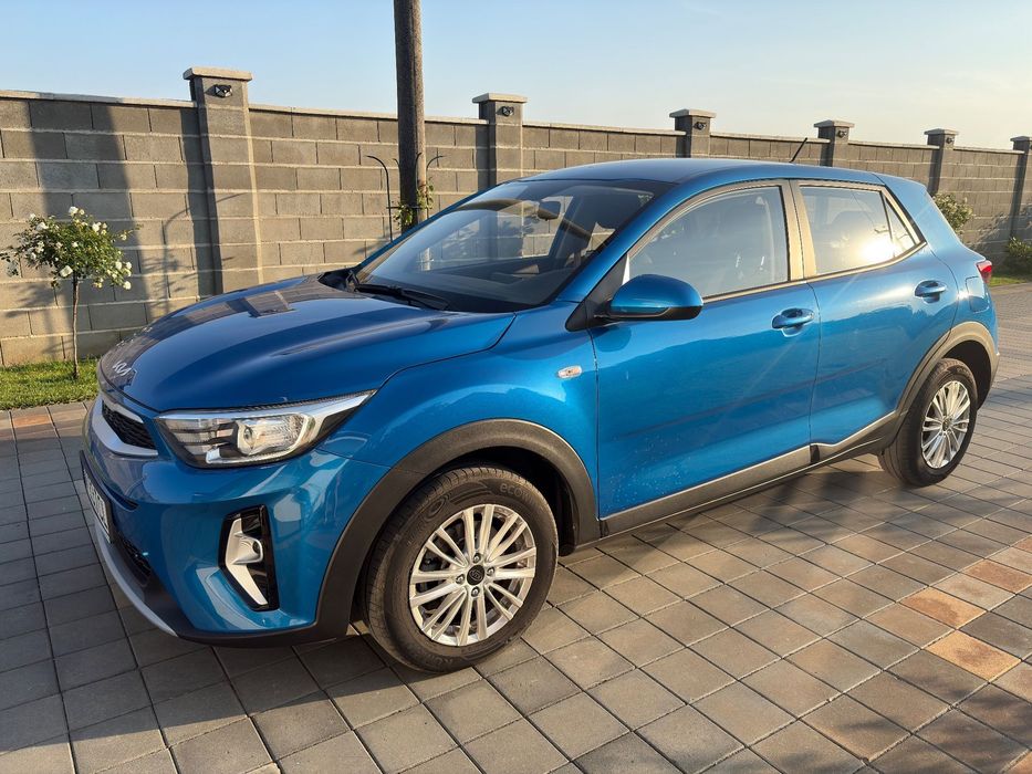Kia Stonic Vând Kia foarte bine întreținută, aflată într-o stare tehnică și estet