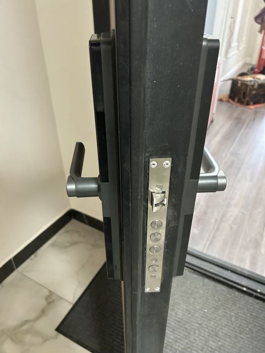 Philips 610 /Электронные замки