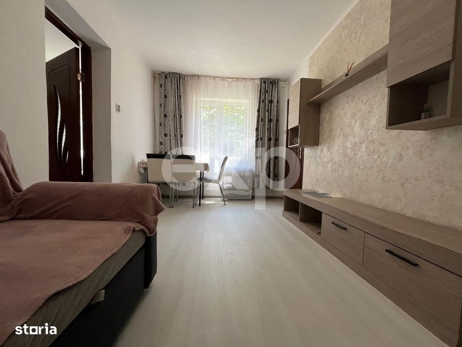 Vanzare 2 camere mobilat si utilat modern parter central Gaesti
