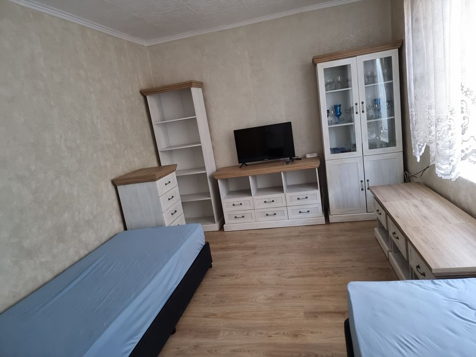 Дава се под наем Етаж от къща в Добрич, Балик - 50 кв.м за 612 € - Снимка #4