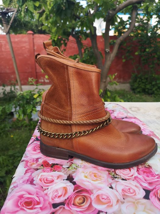 Ghete dama piele moale,marime 37,marca Efetti