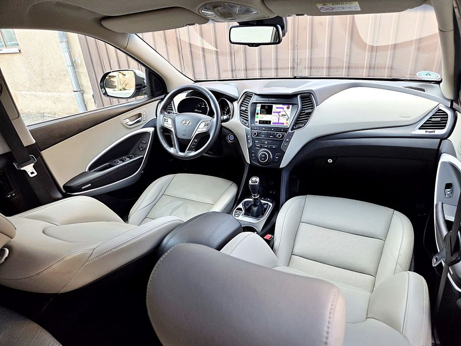 Hyundai Santa Fe Premium~Facelift~4x4~2016~2.2 CRDi~200CP~Euro6~Fara AdBlue~Full Option