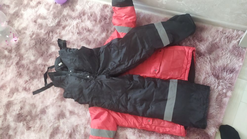 Продам костюм зимний ( момблан)