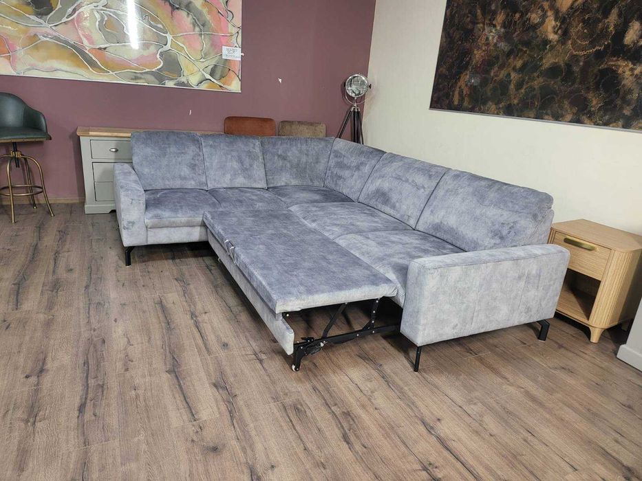 Сив ъглов диван от плат с функция сън MM-ZE1126