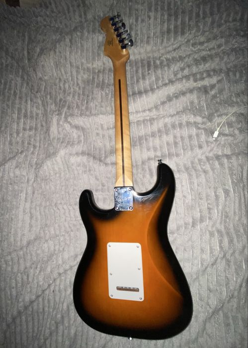 Гитара Stratocaster Squier
