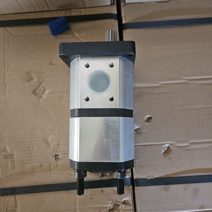 Pompa hidraulica tractor landini